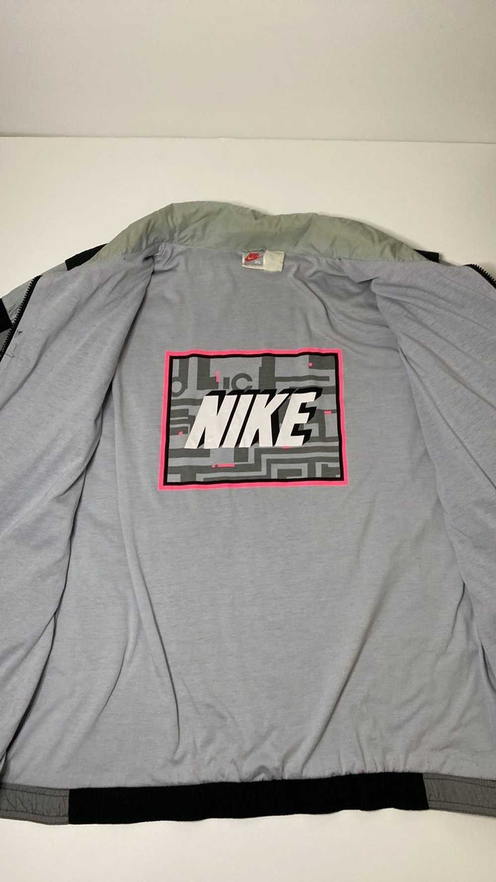 Nike Vintage Nike Windbreaker Jacket - image 1
