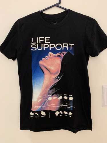 Band Tees × Streetwear Madison Beer Life Support c