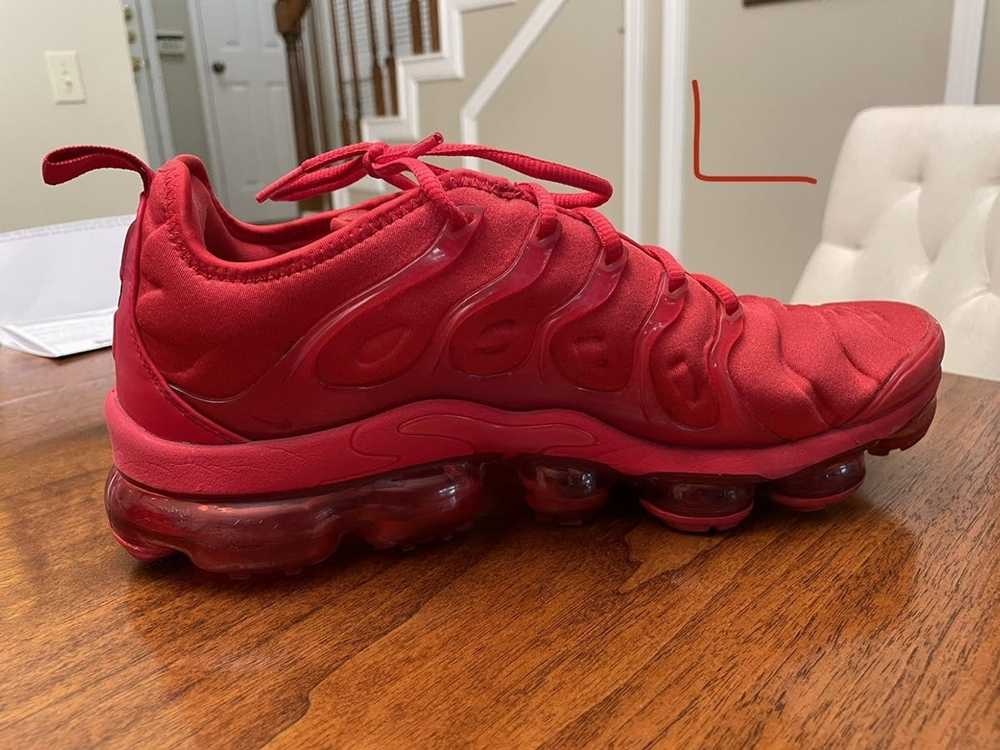 Nike Air VaporMax Plus Men's Athletic Sneakers CW6973-600