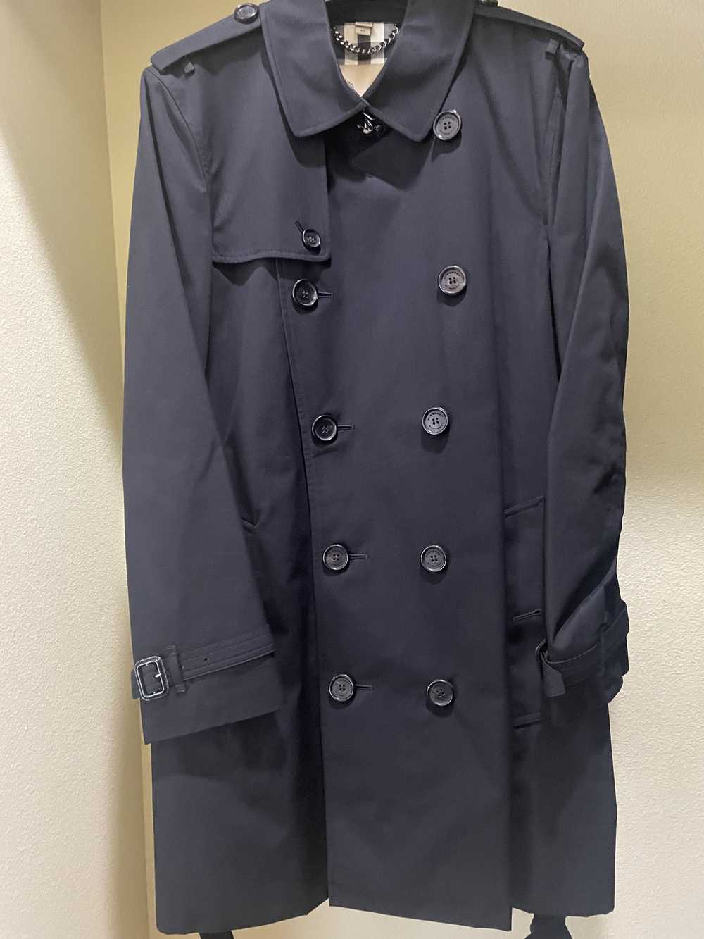 Burberry Kensington Mid -- Length Trench Coat Bla… - image 1