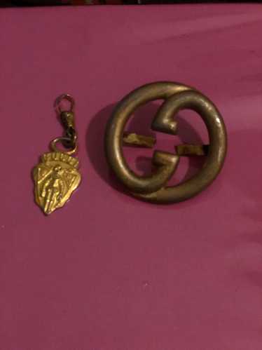 アクセサリー Gucci Old Crest Charm Necklace Gold Repurposed Vintage Gucci Knight Gold Crest Charm Necklace