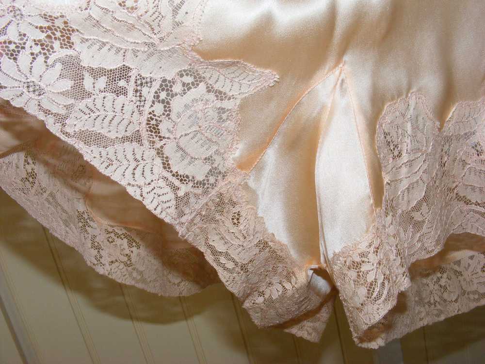 30s Peach Silk Tap Pants Waist Panties - image 2