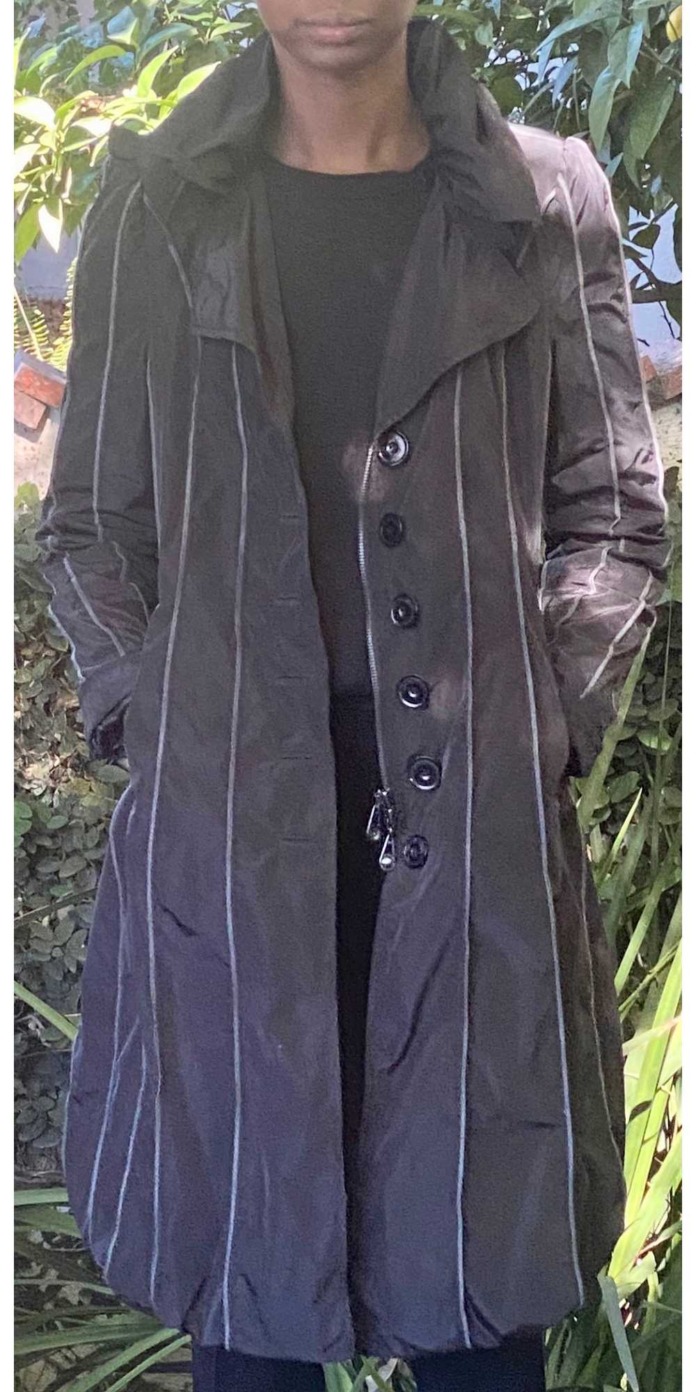 Vintage Fancy Raincoat - image 6