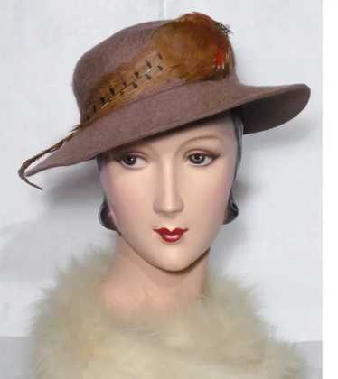 Vintage 1950s New Era Hats Taupe Fur Felt and Phe… - image 1