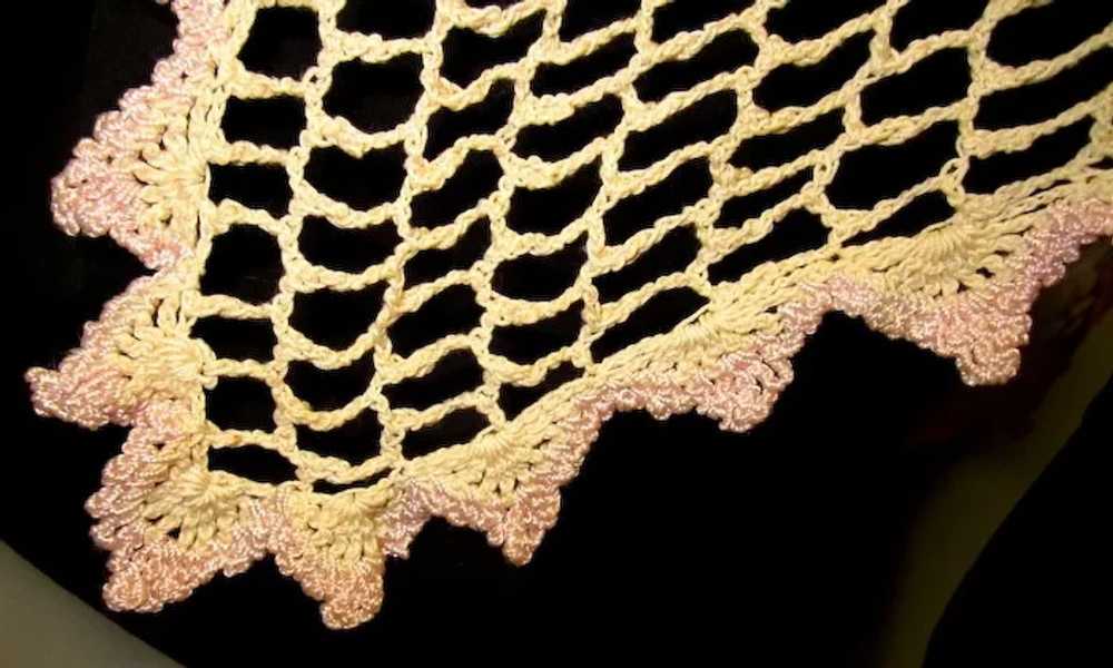 Vintage Lace Scarf / Shawl, Hand Made Silk Crotch… - image 6