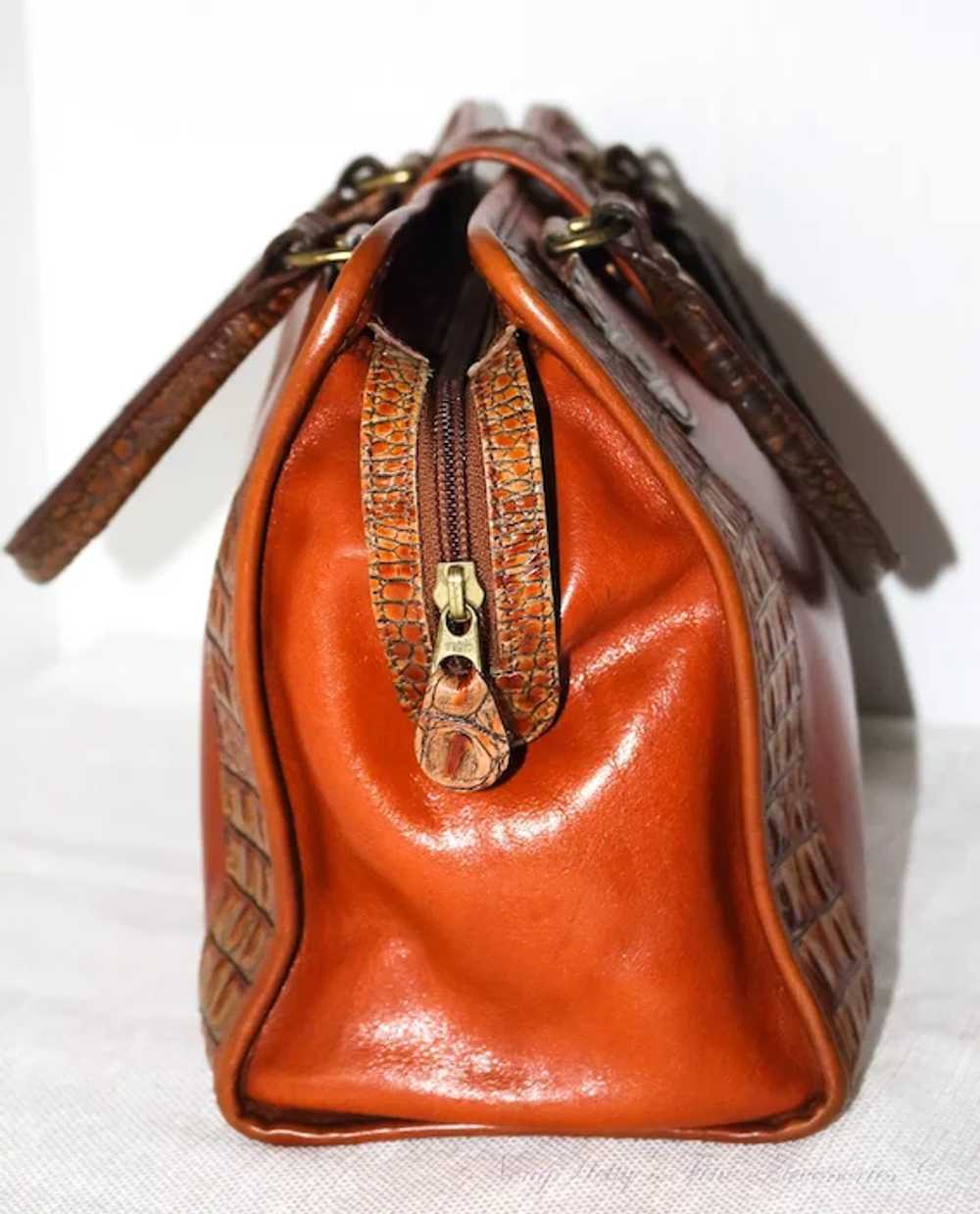 Black leather brahmin purse - Gem