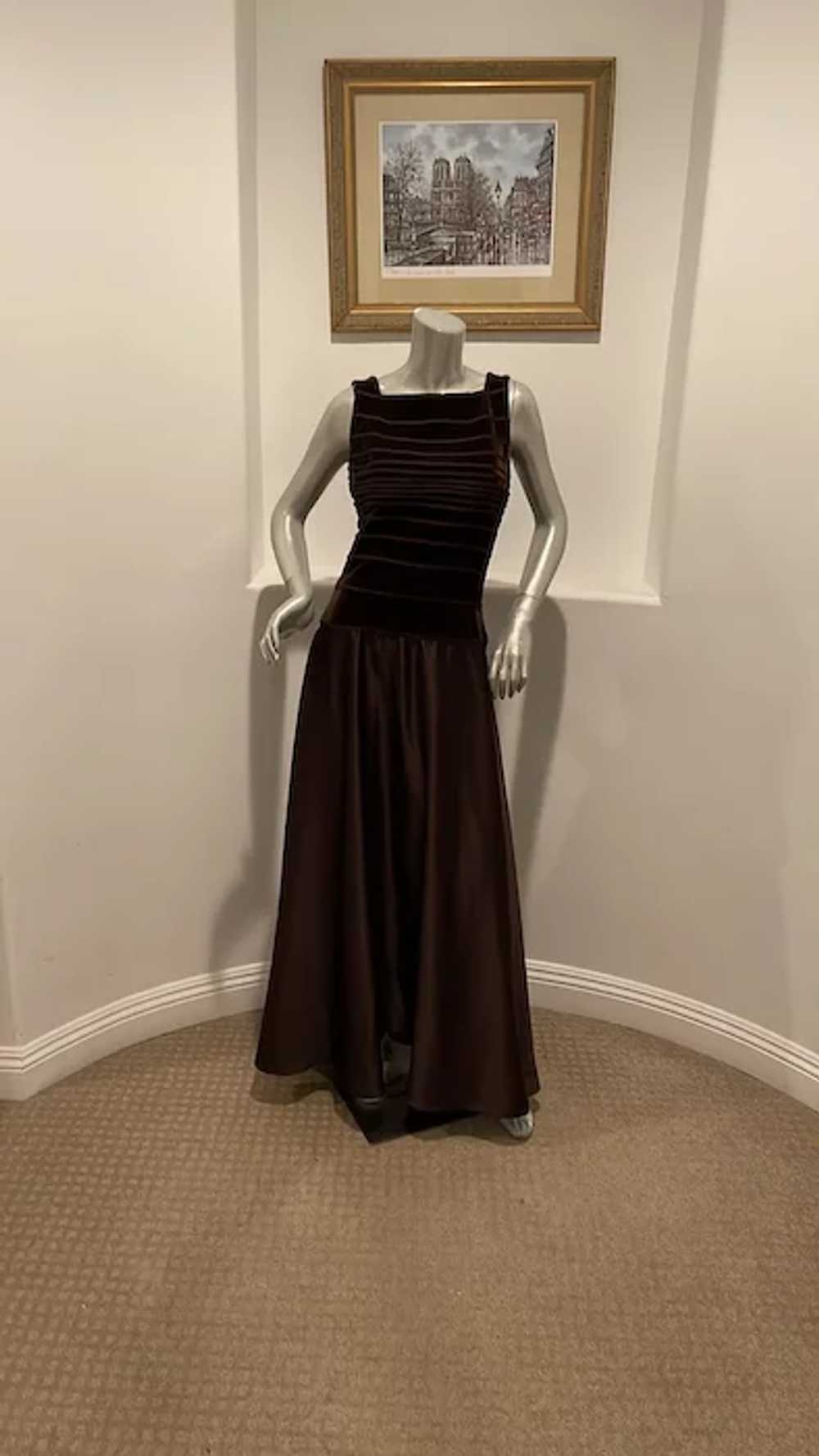 Vintage 1990’s Tadashi Velvet/Satin Brown Gown - image 10