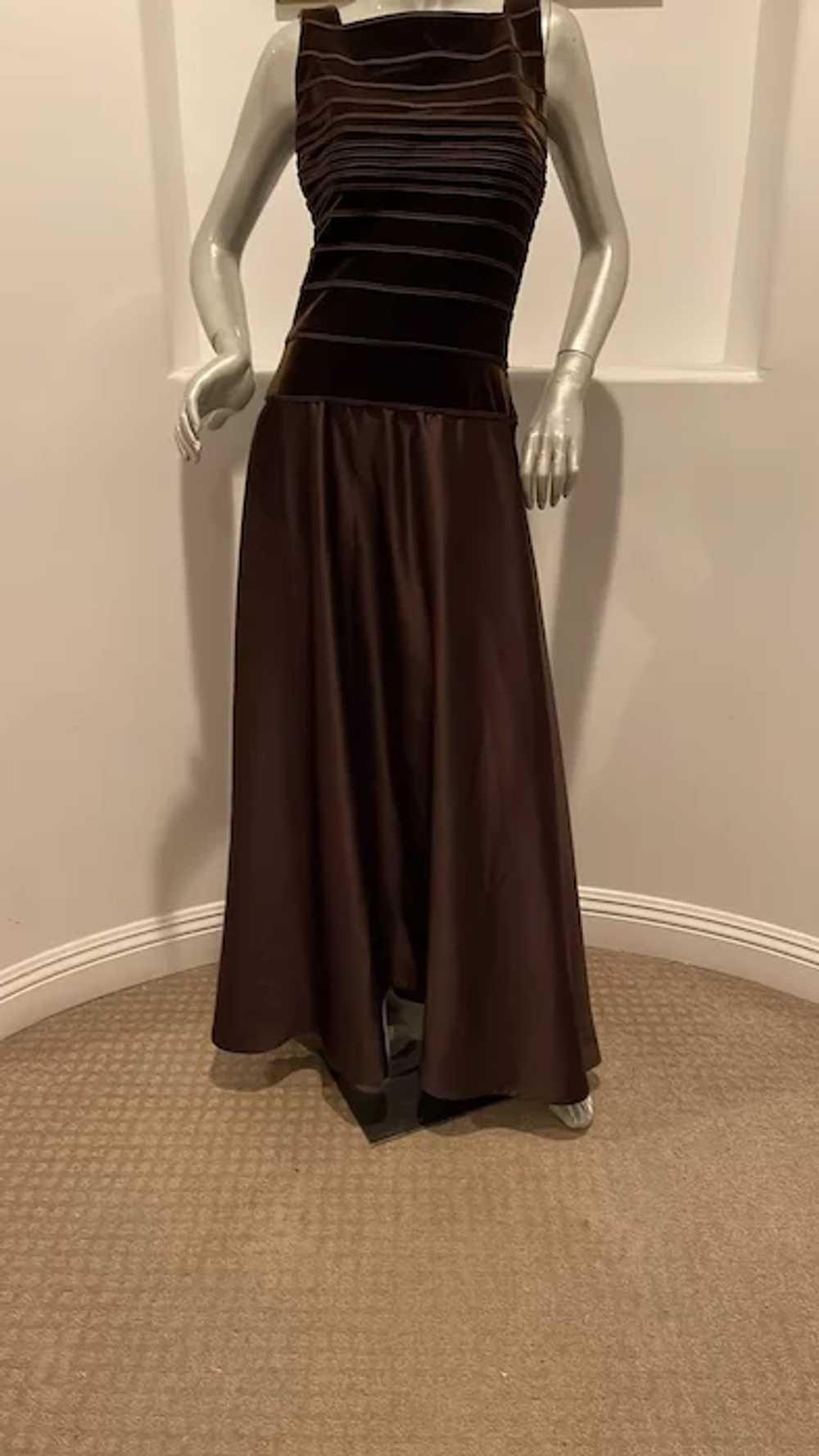 Vintage 1990’s Tadashi Velvet/Satin Brown Gown - image 6