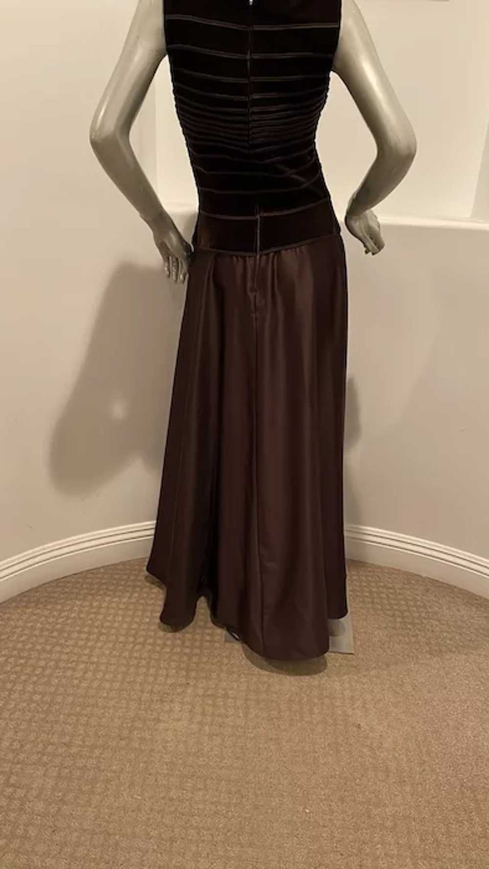 Vintage 1990’s Tadashi Velvet/Satin Brown Gown - image 8