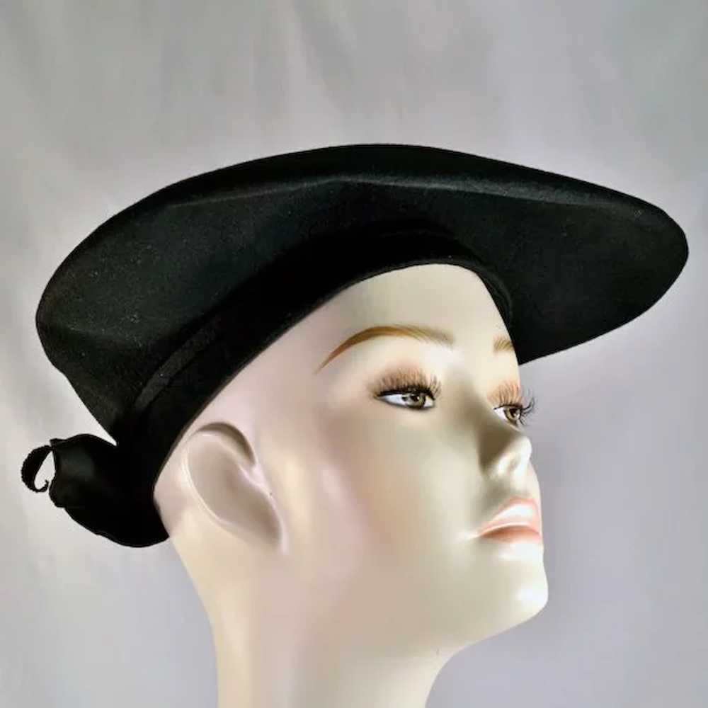 Glamorous Unique 1940's Vintage Hat - image 5