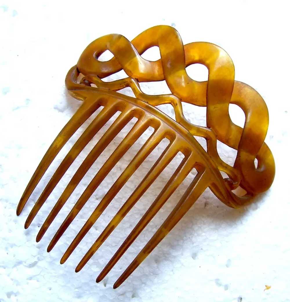 Victorian steer horn hair comb cable chain design… - image 9