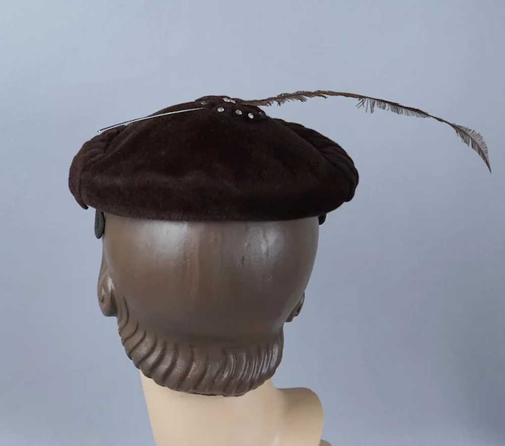 1950s Shallow Crown Brown Velour Pillbox with Fea… - image 5