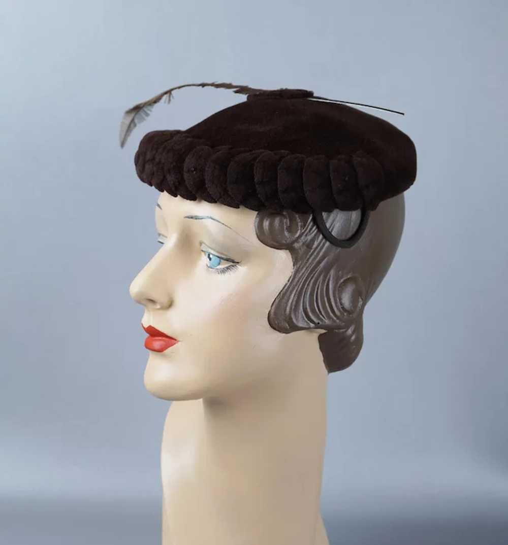 1950s Shallow Crown Brown Velour Pillbox with Fea… - image 8