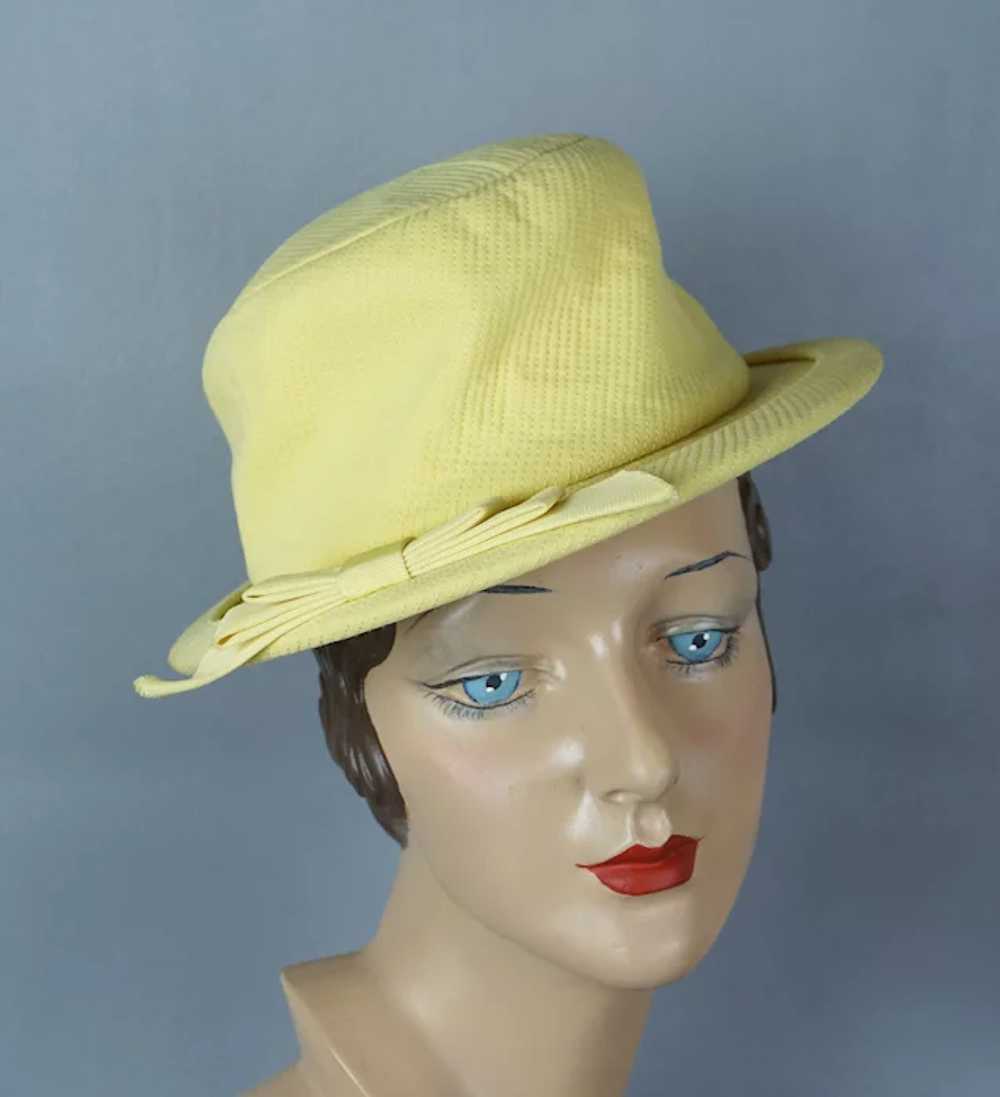 60s Yellow Cotton Deep Crown Brimmed Hat by Lilly… - image 4