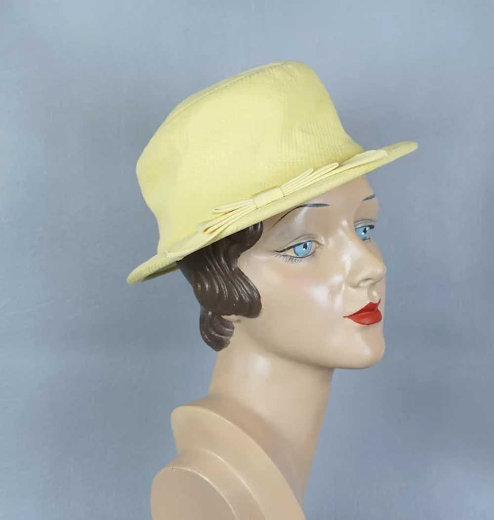 60s Yellow Cotton Deep Crown Brimmed Hat by Lilly… - image 8