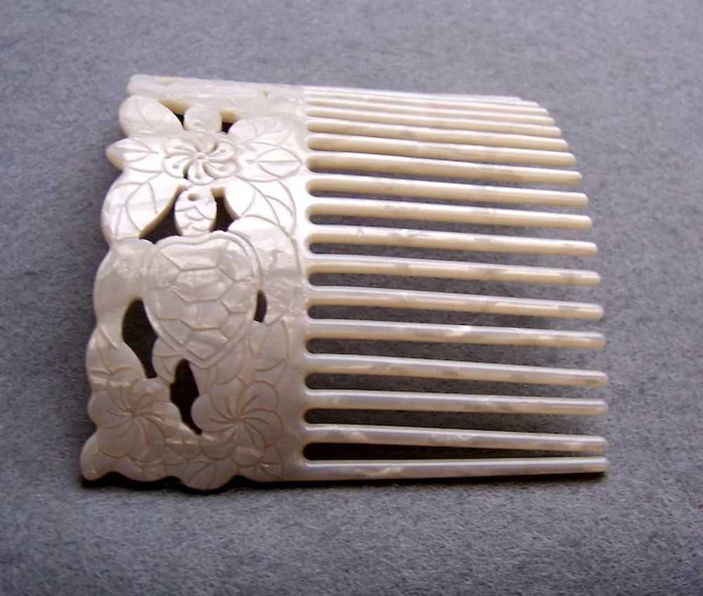 Mother of pearl effect hair comb hair accessory - image 5