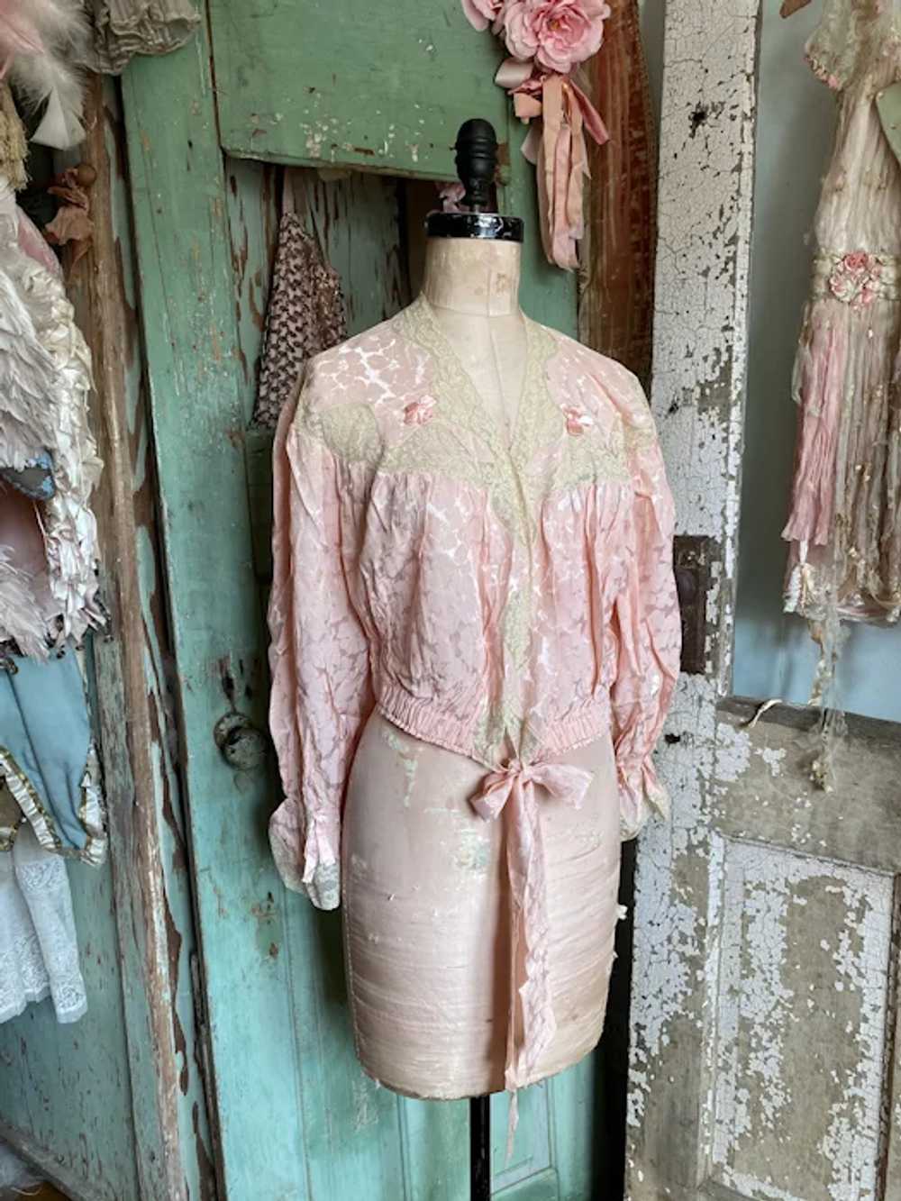 Bella Bordello Vintage Boudoir Bed Jacket Pink Lace R… - Gem