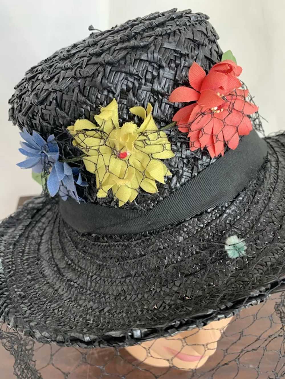 1940s Flowered Tilt Hat - image 2