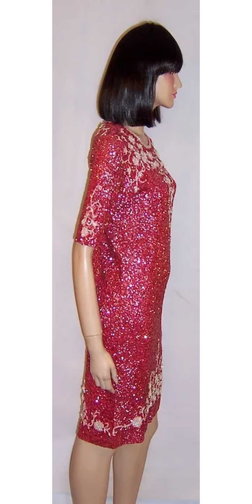 1960's Coral Sequined and White Beaded Dress Made… - image 2