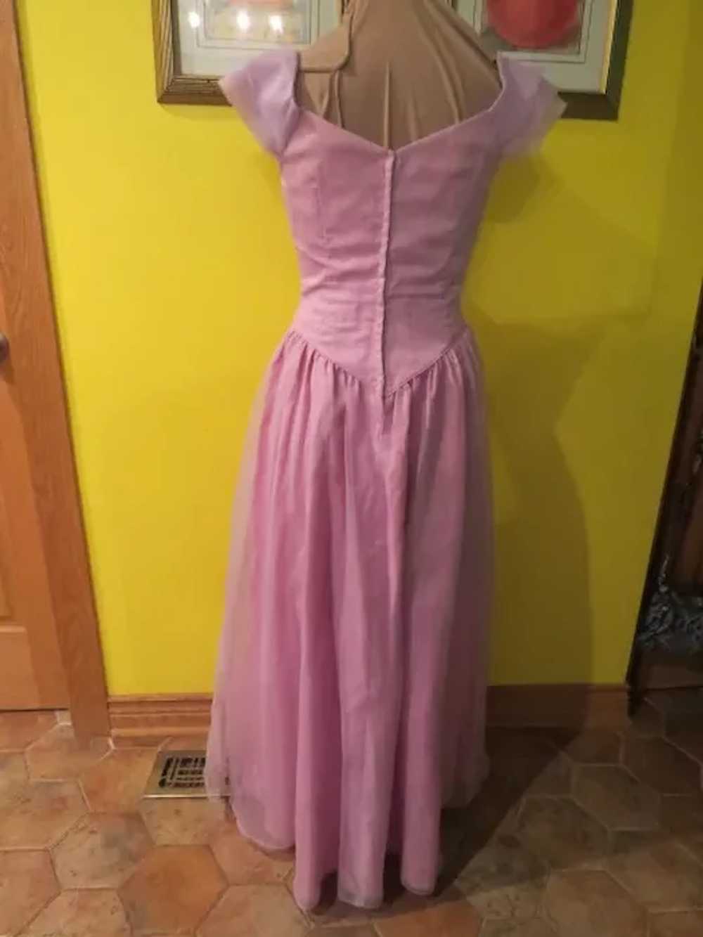 Lovely Lavender Prom Dress - image 4