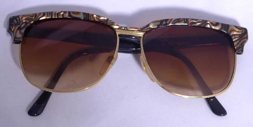 Vintage 1960s Revlon Browline Sunglasses Faux Mot… - image 5