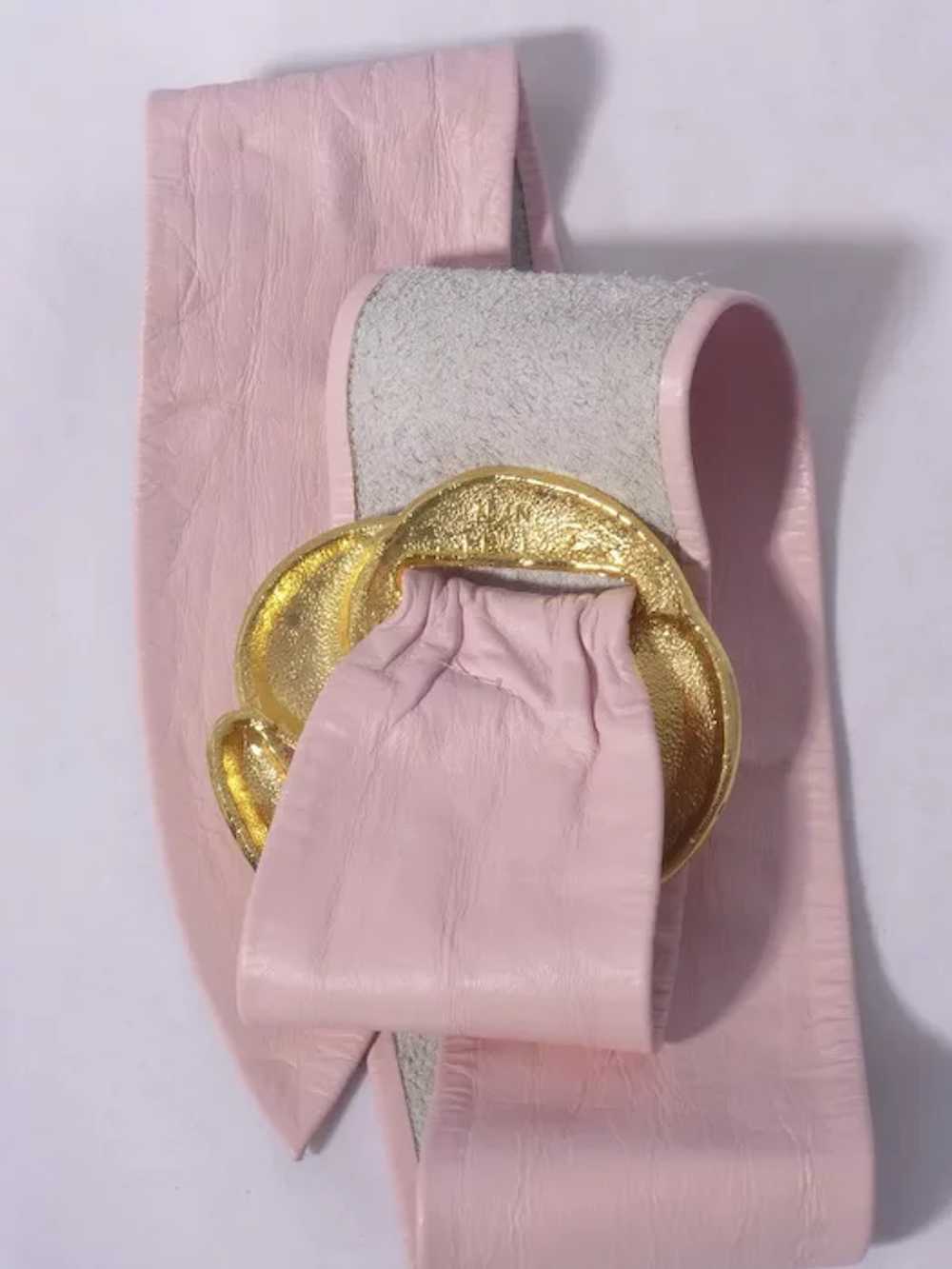 Nan Lewis Large Gold Tone Belt Buckle and Pink Le… - image 3