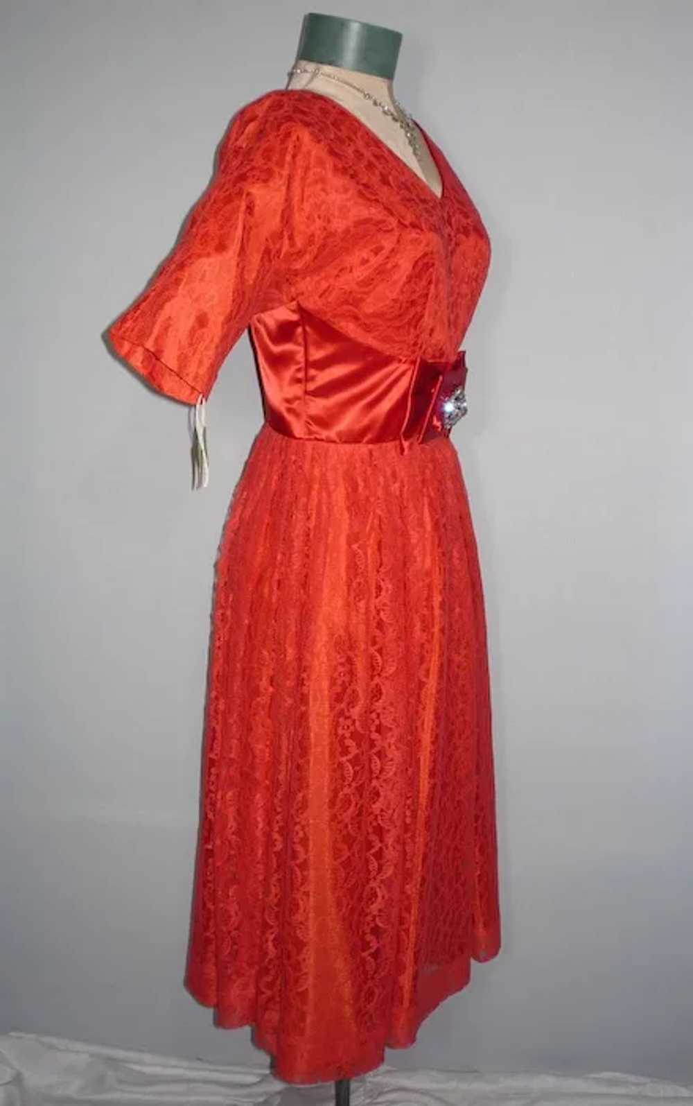 Vintage 1950s Red Chantilly Lace Party Dress - image 4