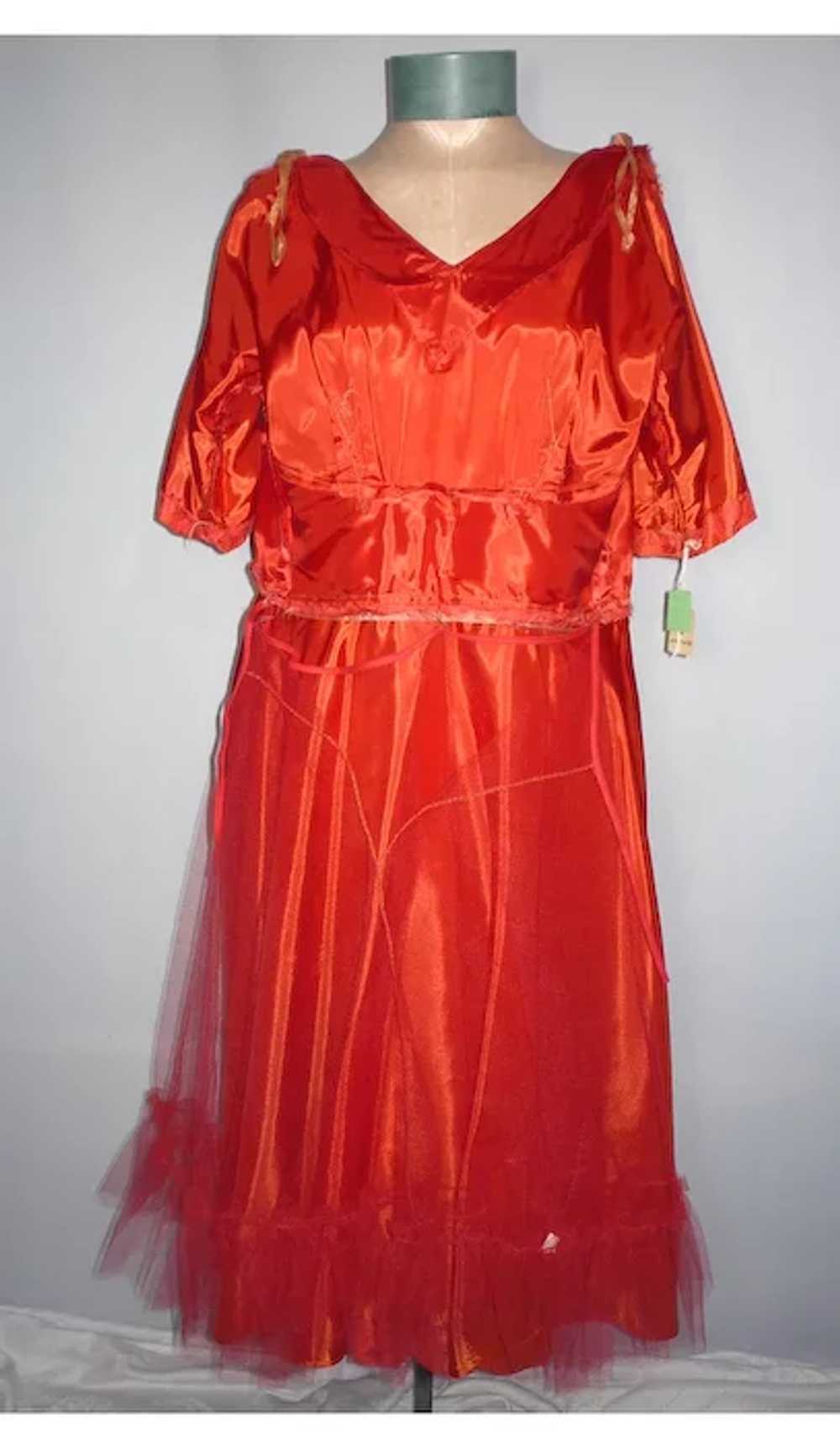 Vintage 1950s Red Chantilly Lace Party Dress - image 8