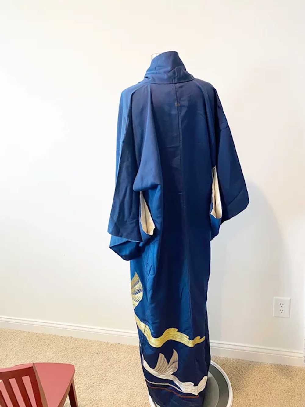 K1.5 Vintage kimono in navy silk with a metallic … - image 4