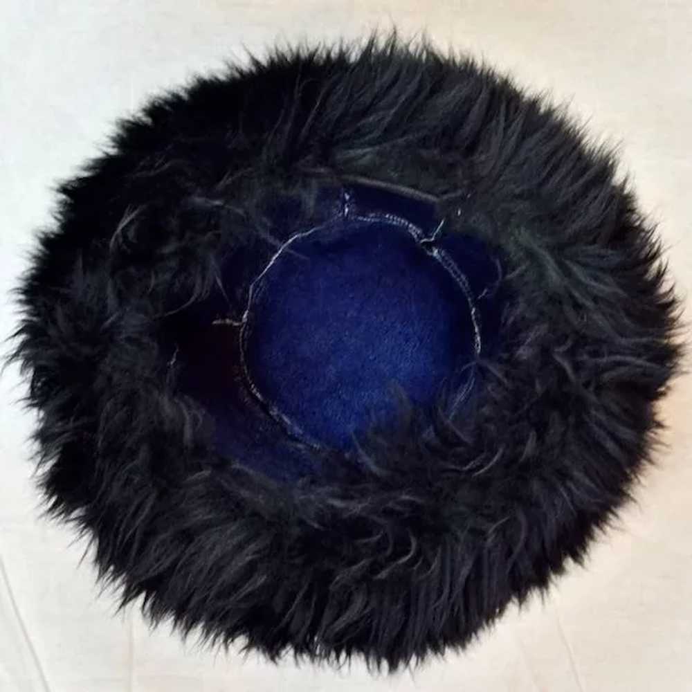 Fabulous Dramatic Black "Furry" Vintage Hat - image 2