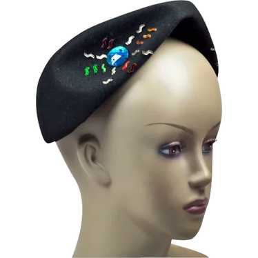 1940s Avant Garde Tricorne-Shape Hat with Colorful