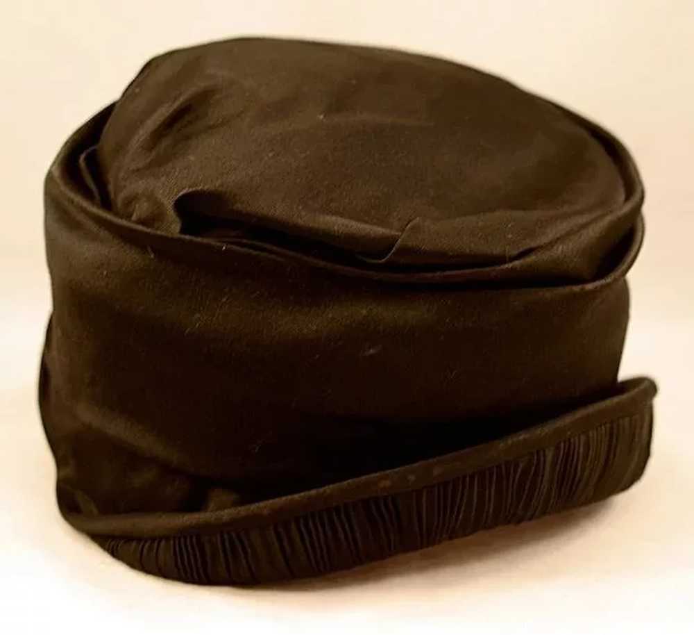 ca 1920's Black Satin & Pleat Cloche Hat MASS Par… - image 3