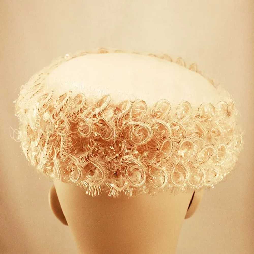 Sweetest Schiaparelli Hat with Iridescent White B… - image 5