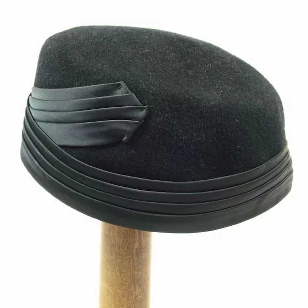 Vintage 1950's Black Wool Pillbox Hat with Satin … - image 3
