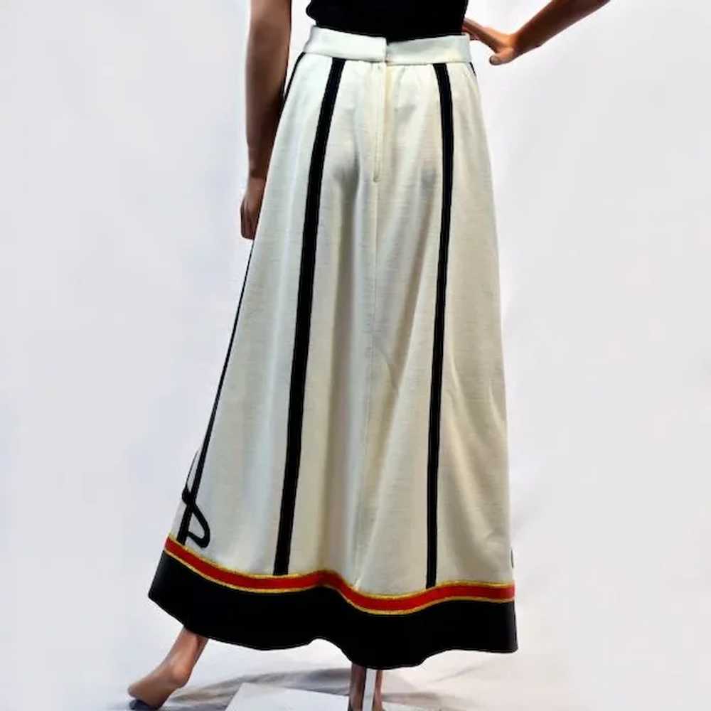 Classic Beautifully Detailed 1940's Knit Skirt - … - image 3