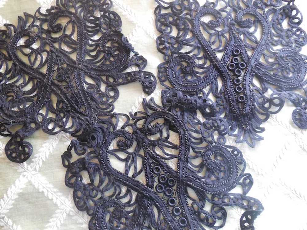 Victorian Lace Dress Medallions - image 4