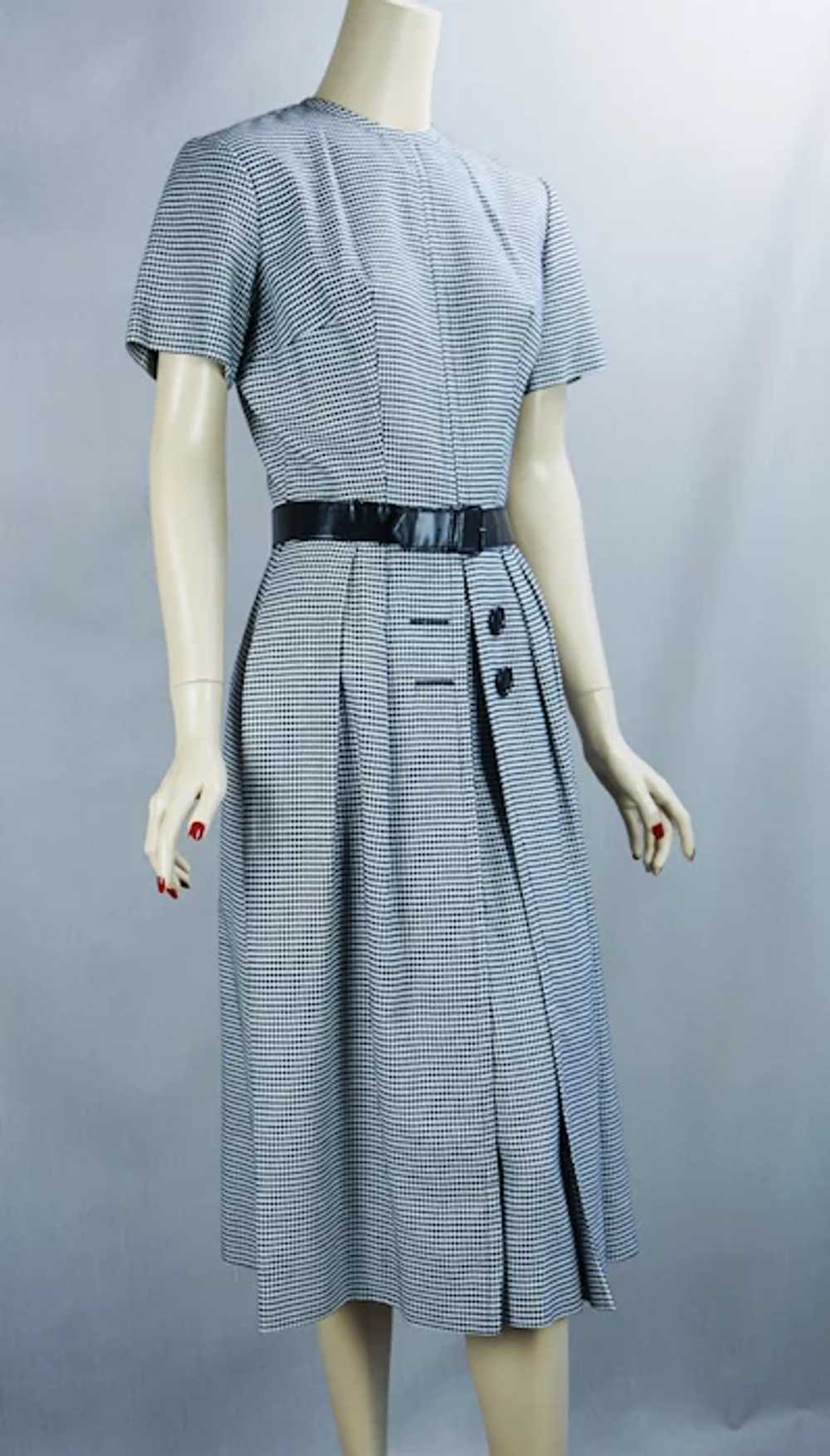 60s Black and White Houndstooth Dress - image 9