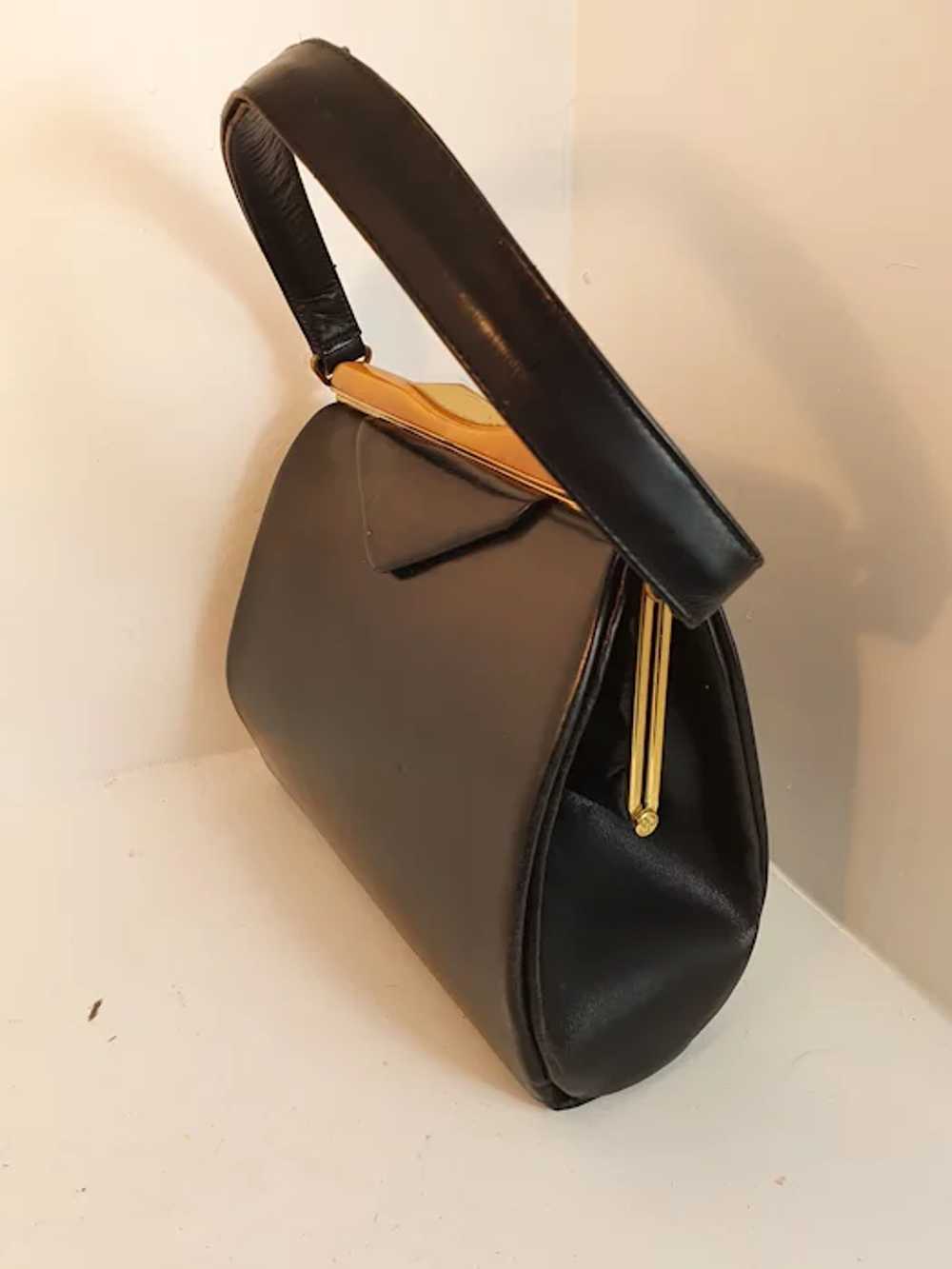 Vintage 1950s  black leather and bakelight handba… - image 5