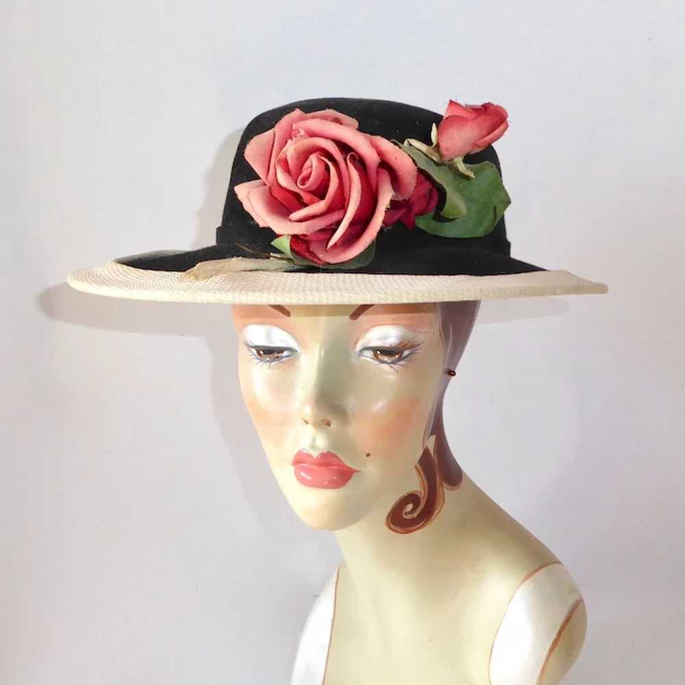 Splendid Vintage Black Wool Felt Brimmed Hat w Ro… - image 3
