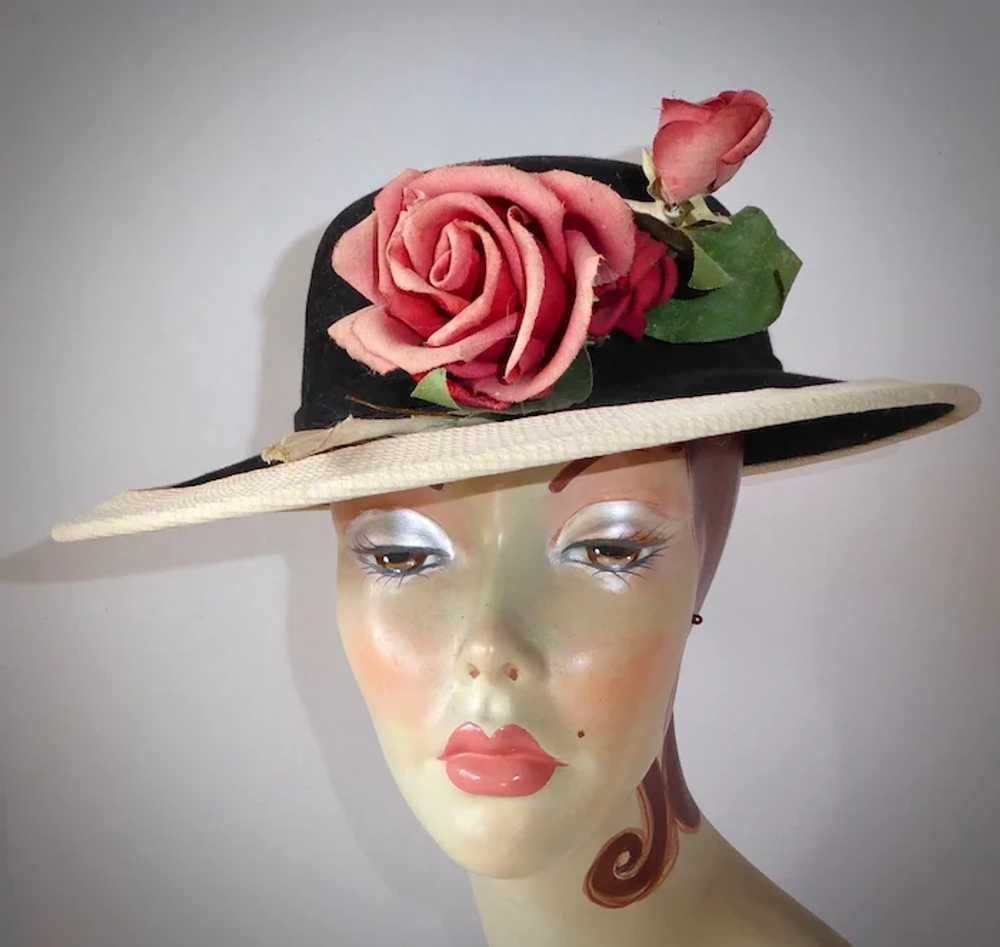 Splendid Vintage Black Wool Felt Brimmed Hat w Ro… - image 9