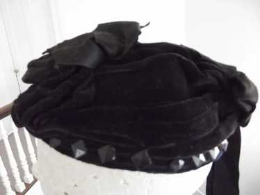 Victorian Mourning Hat With Jet - image 1