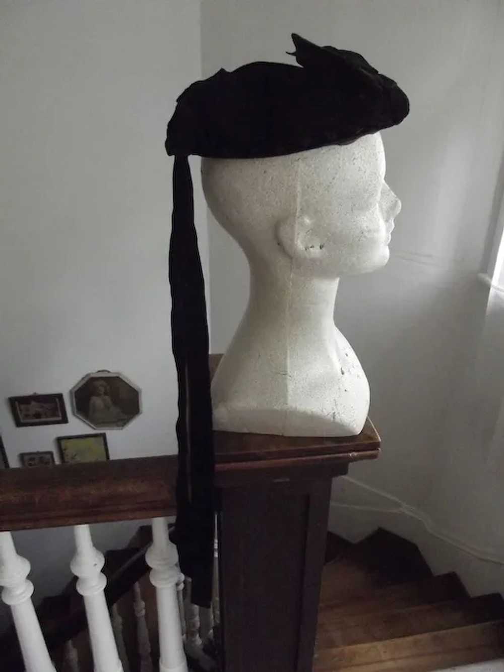 Victorian Mourning Hat With Jet - image 2