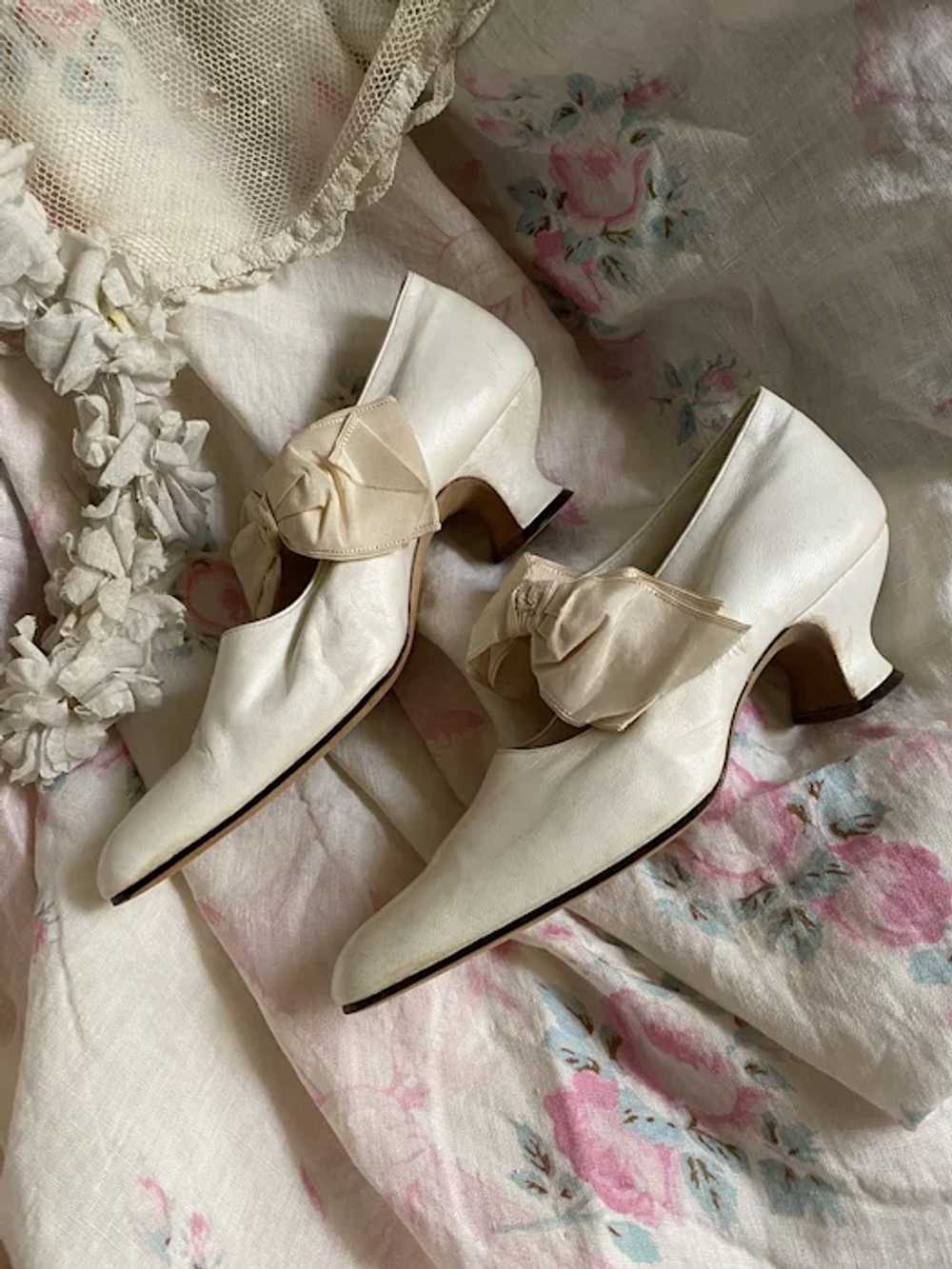 INCREDIBLE Antique Edwardian Wedding Shoes UNWORN… - image 11
