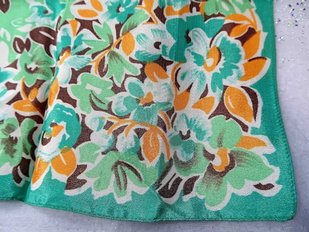 1930s ART DECO Hanky,Silky Hankies, Printed Flowe… - image 2