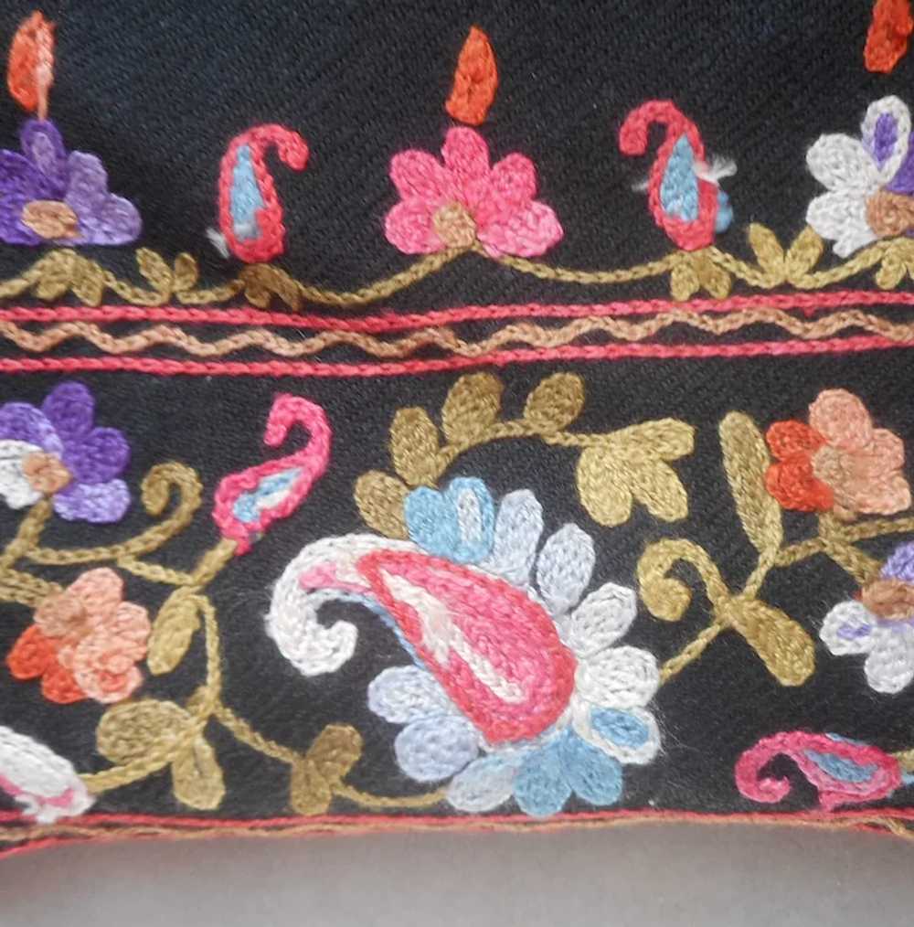 Purse Made From Vintage Kashmiri Wool Embroidery - image 6