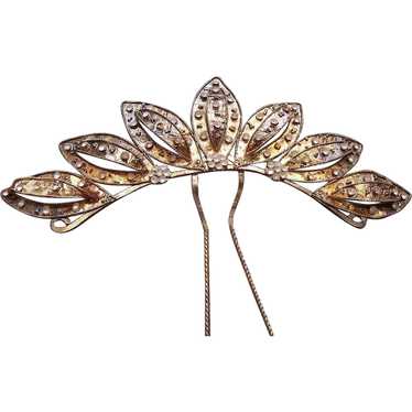 https://img.gem.app/506371884/1t/1669901592/vintage-indonesian-tiara-rhinestone-hair-comb-hair.jpg