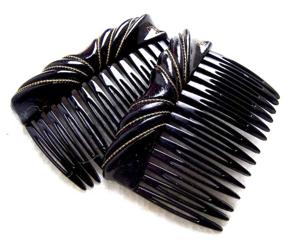 Matched pair Alexandre de Paris signed hair combs… - image 9