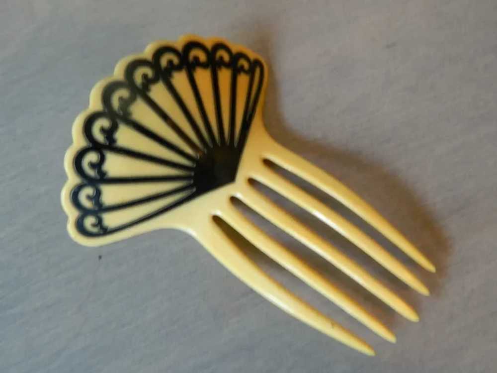 Art Deco Celluloid Hair Comb - image 2