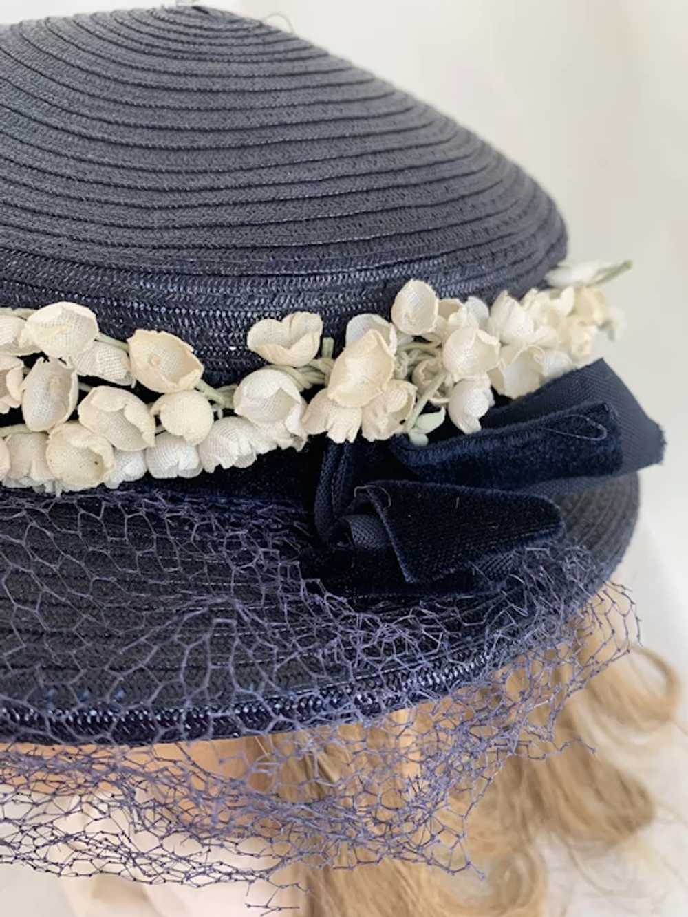 Navy Blue Veiled Brimmed Hat with Lily of the Val… - image 3