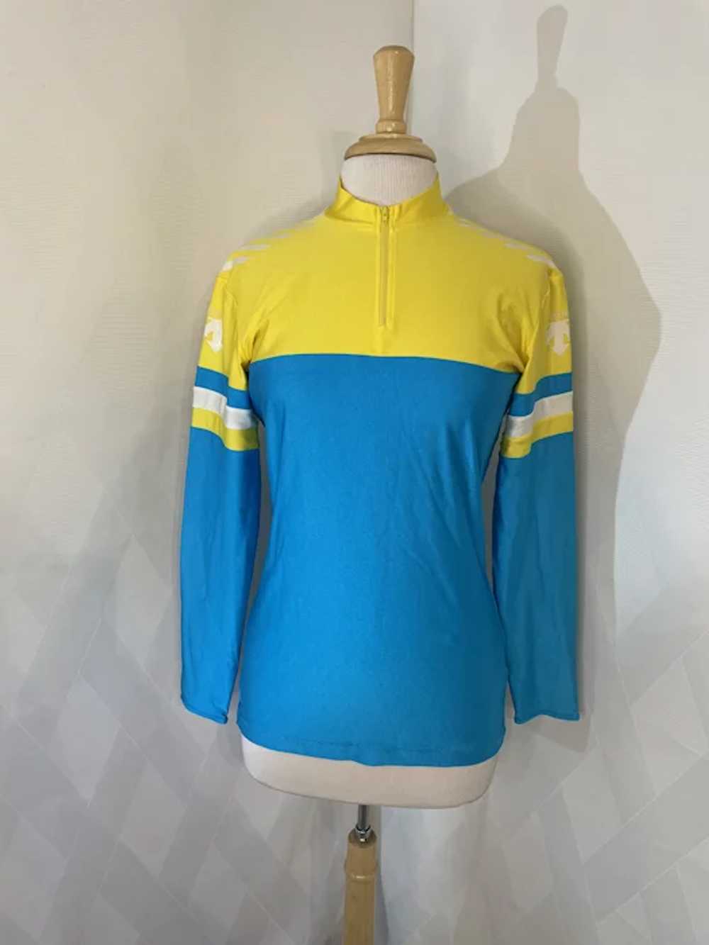 Vintage 1990s Descente Yellow and Blue Long Sleev… - image 3
